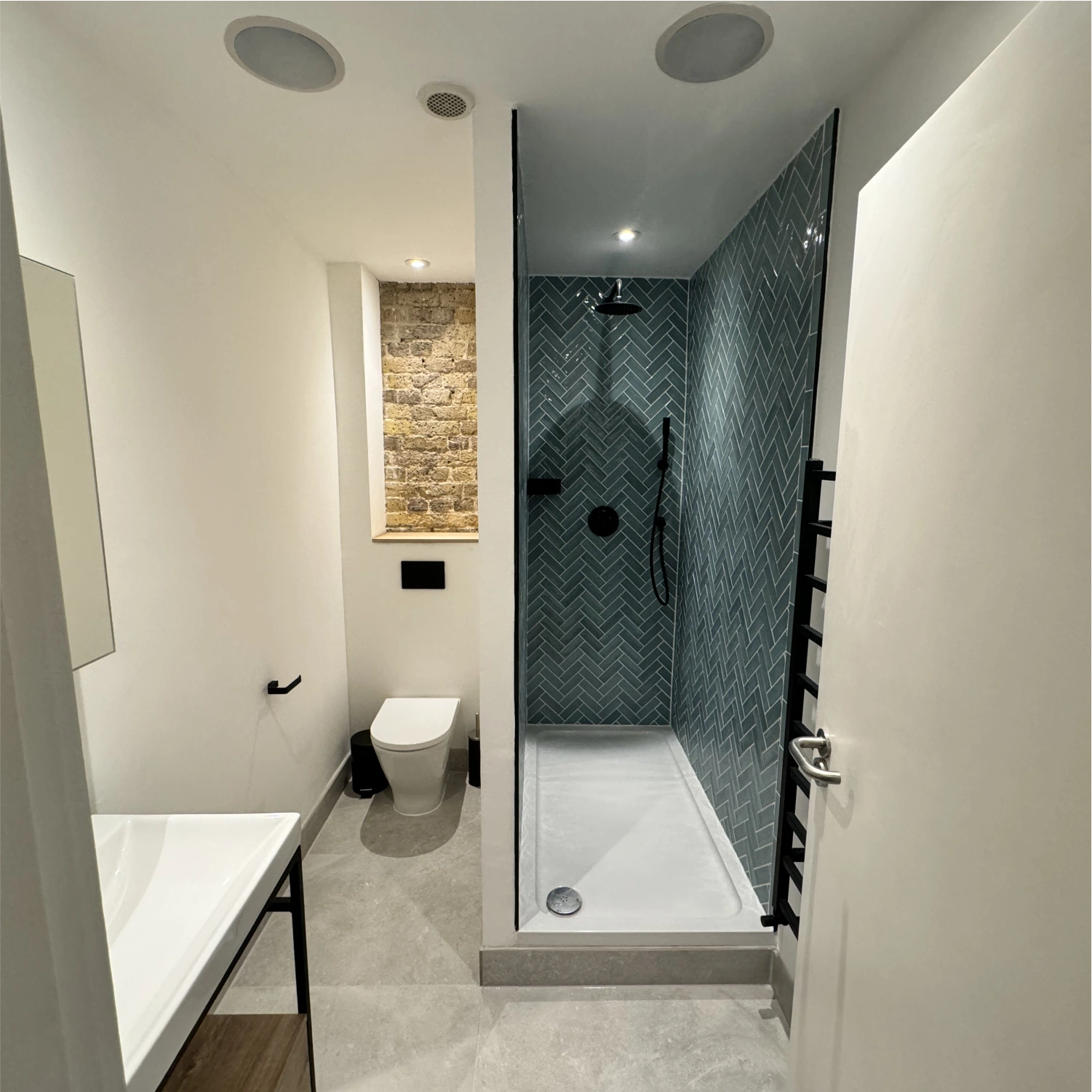Completed freestanding bath and wall unit project